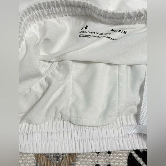 Under Armour Women’s Pure White Loose Fit Lined 3” Running Shorts - Picture 6 of 7